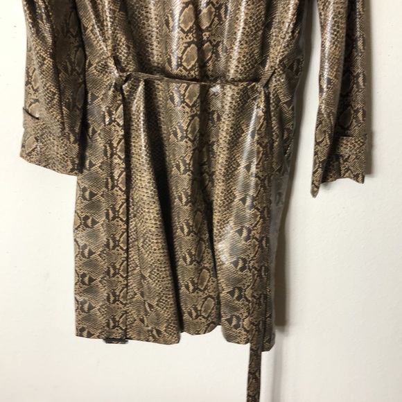 Fu Da New York snake 90s Skinprint & Texture Plus Size Belted Trench Coa… - Picture 6 of 10